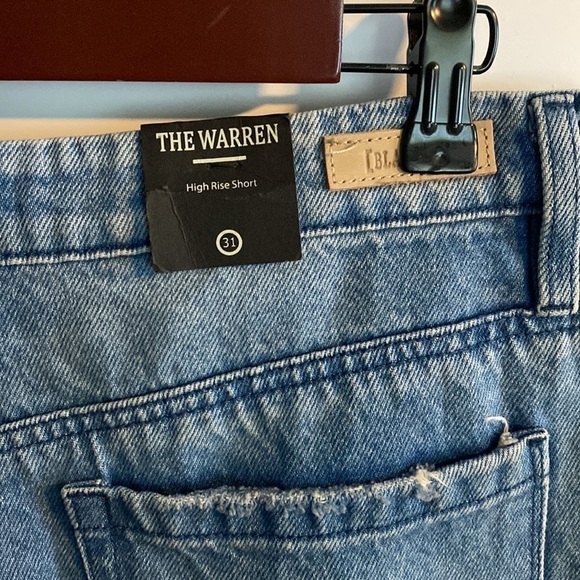 BLANKNYC The Warren Distressed Denim Shorts | Size 31 - Picture 10 of 15